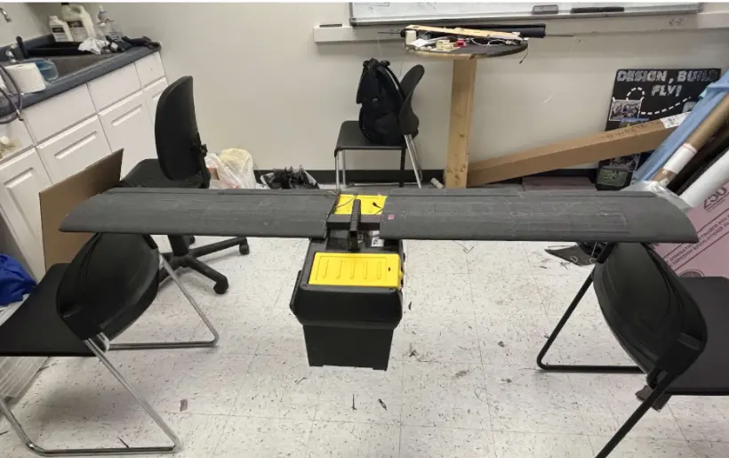 Wing loading test with weight suspended from the center section